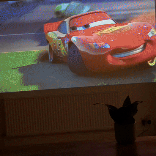 Proyector CineMax™ 4K + 2 Mandos